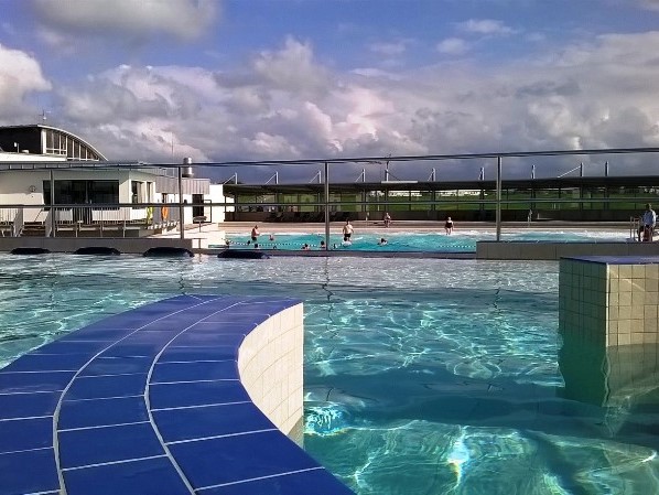 Brodelbucht-und_Wellenfreibad1_3.jpg